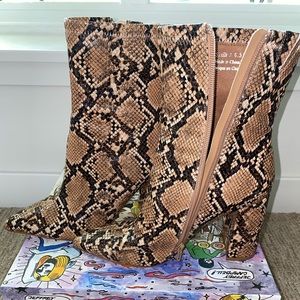 Jeffrey Campbell Siren bootie